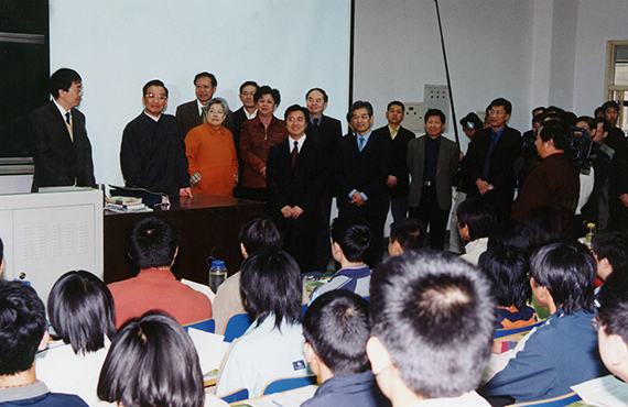 http://news.buaa.edu.cn/images/content/2017-05/20170505155617583160.jpg